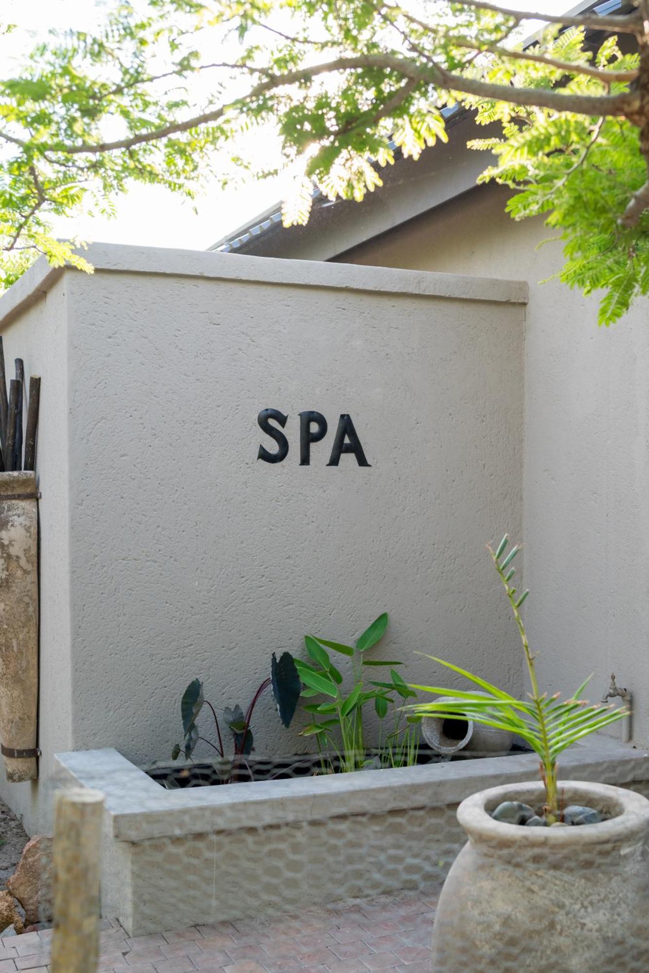 The Baobab Bush Lodge And Villa Hoedspruit Exterior photo